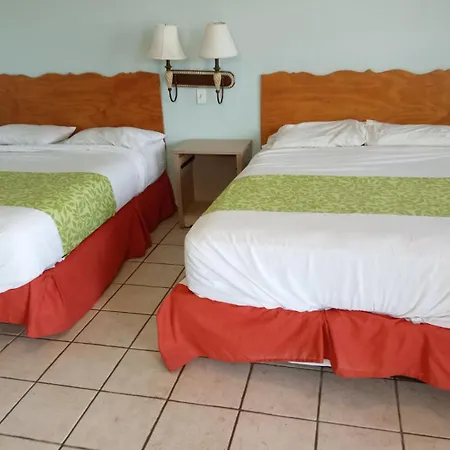 Dixie Plaza Hotel